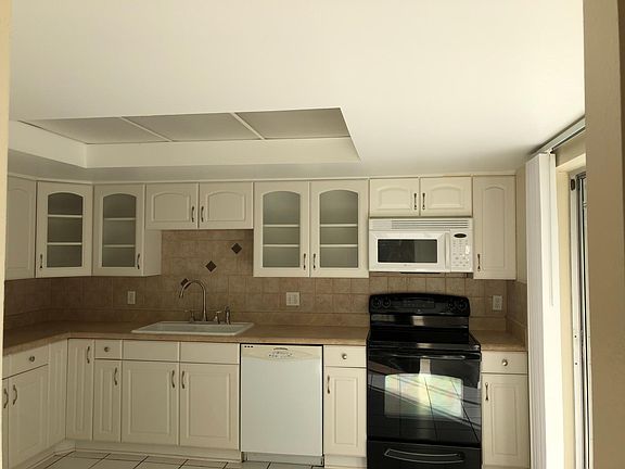 5th image of 1382 Sleepy Hollow Ct
