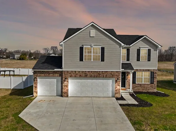 32473 Salt River Cir, New Haven, MI 48048