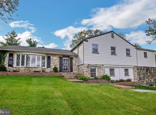 634 Moredon Rd, Huntingdon Valley, PA 19006