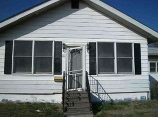407 Broadway St, Gillespie, IL 62033