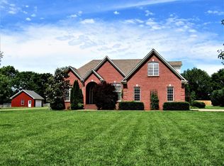 6932 Zion Crossing Ct, Columbia, TN 38401