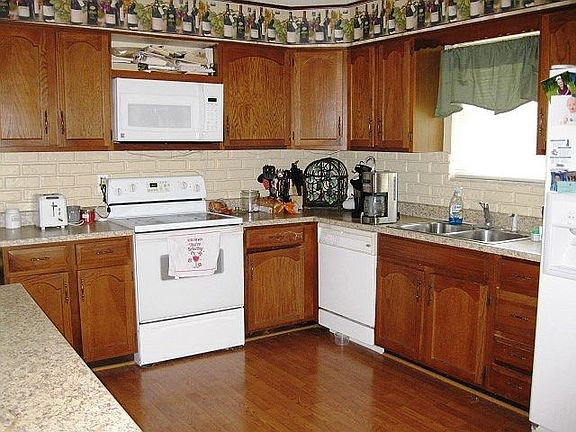 5th image of 2924 Polk St