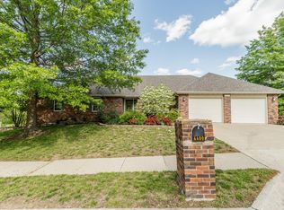 4400 Fall River Dr, Columbia, MO 65203