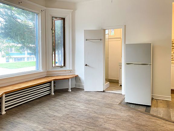 2nd image of 301 Wilbrod St #11575248