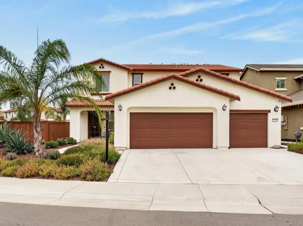 7470 Poinsettia Dr, Sacramento, CA 95829