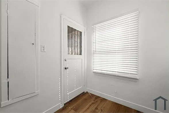4172 3/4 Leimert Blvd — Photo 10
