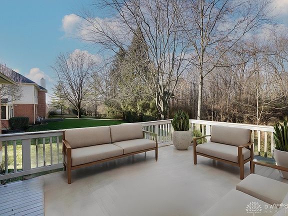 3rd image of 5437 Riverwalk Dr
