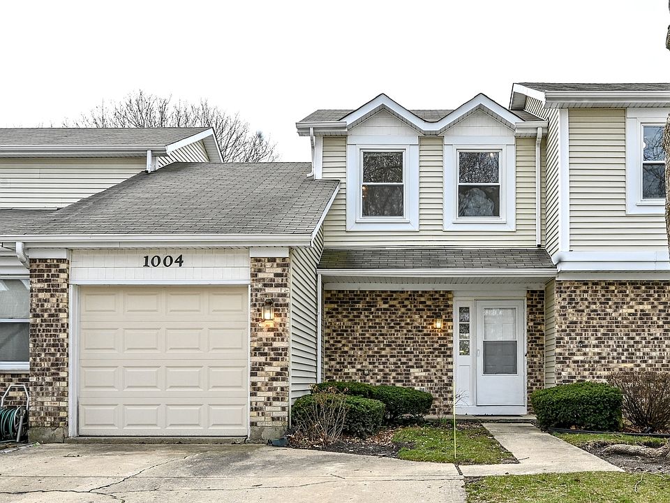 1st image of 1004 Colony Lake Dr