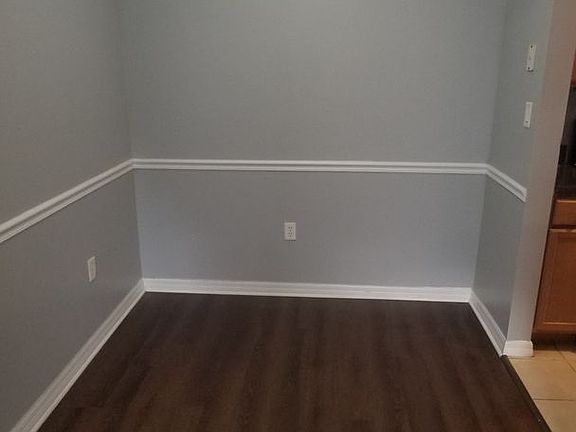 5th image of 202 Lake Parsons Grn Unit 101