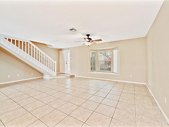 5th image of 963 Sykes Ct #107