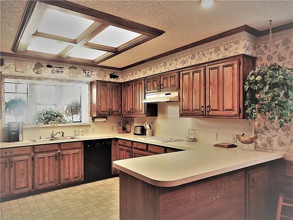 4th image of 3628 Teakwood Ln