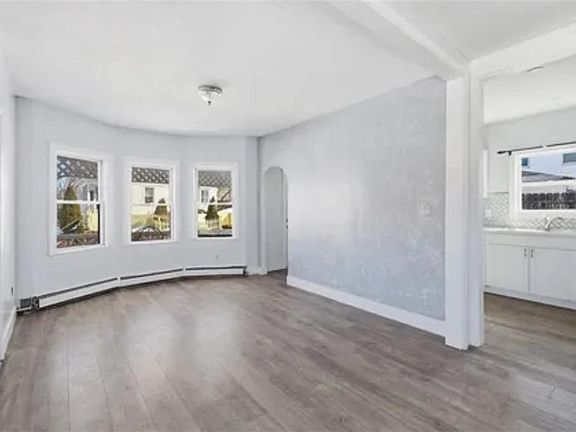 3rd image of 34 Savings St