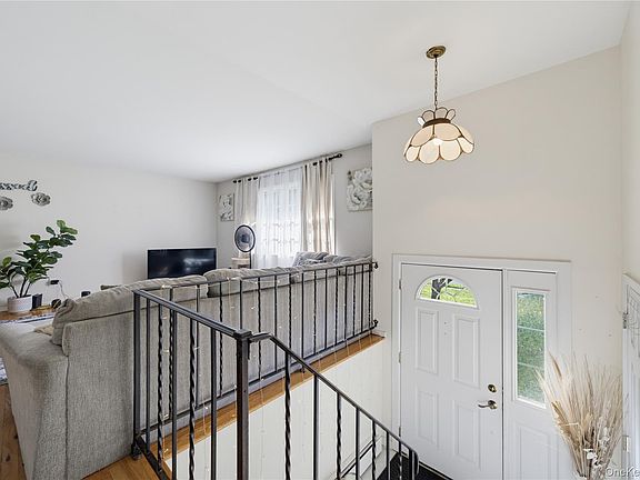 2nd image of 124 Barnes Road
