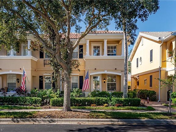 3rd image of 28612 Alessandria CIR
