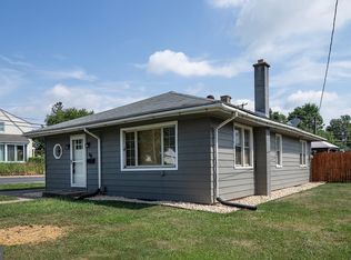 806 S Railroad St, Palmyra, PA 17078
