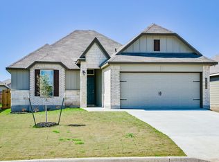 2118 Markley Dr, Bryan, TX 77807