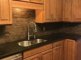 210 E Ash St, Angleton, TX 77515