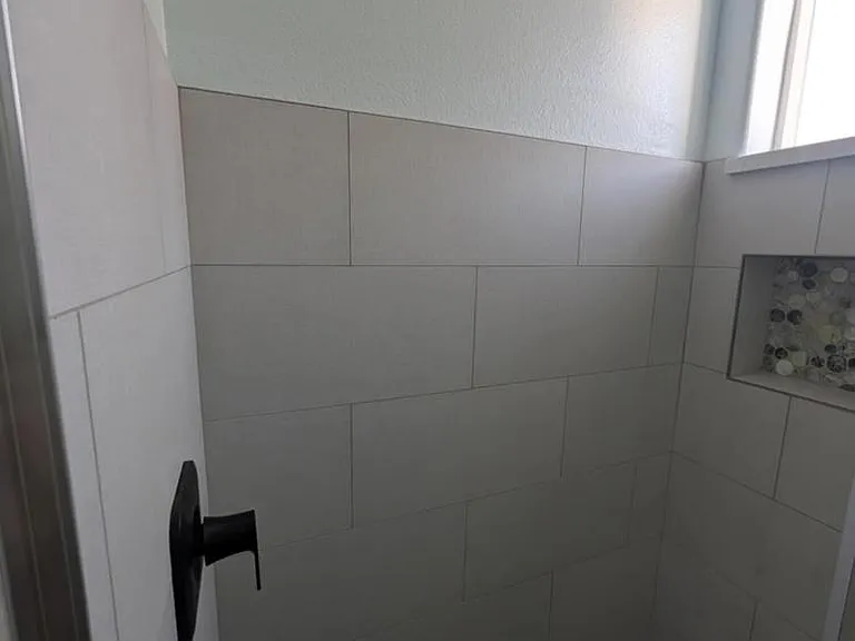 2220 Joyce Pl #2 — Photo 4