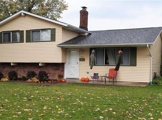 6103 Slater Dr, Brookpark, OH 44142