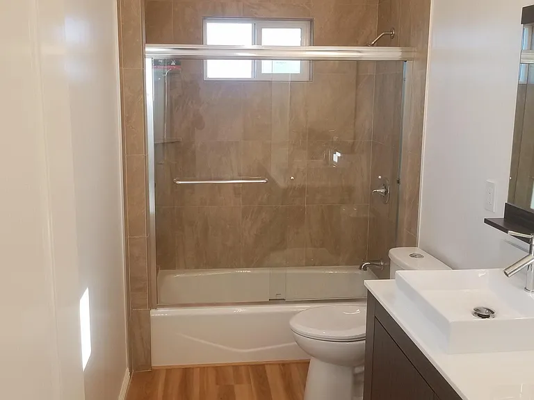 1429 S Sycamore Ave — Photo 6