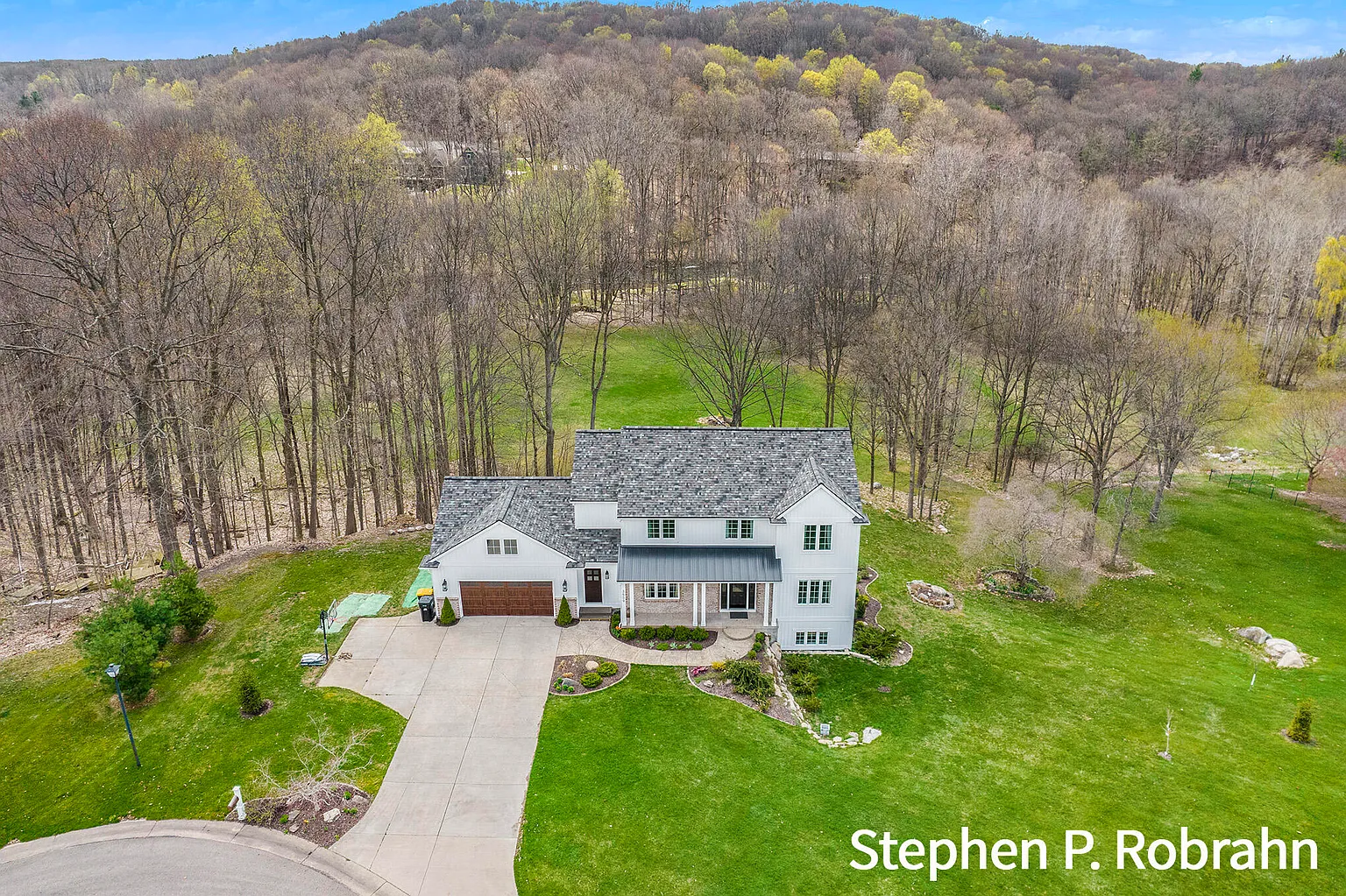 3509 Warwick Glen Dr NE photo 1