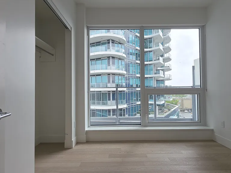 1475 Foster St #701 — Photo 31