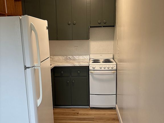 3rd image of 227 S Burrowes St #3