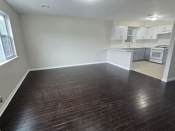 3rd image of 747-749 S 12th St #2B