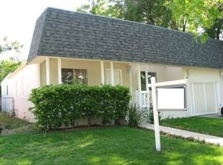 18004 Collins St, Encino, CA 91316