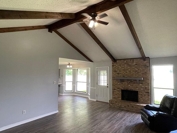 2nd image of 2634 Brown St