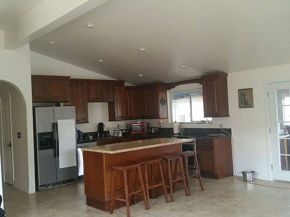 2nd image of 12732 Oak Knoll Rd