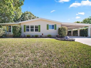 3209 Manatee Rd, Tavares, FL 32778