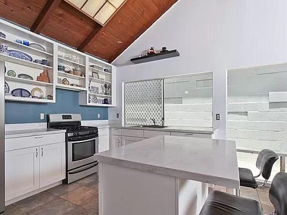 Kitchen & Dining Room
