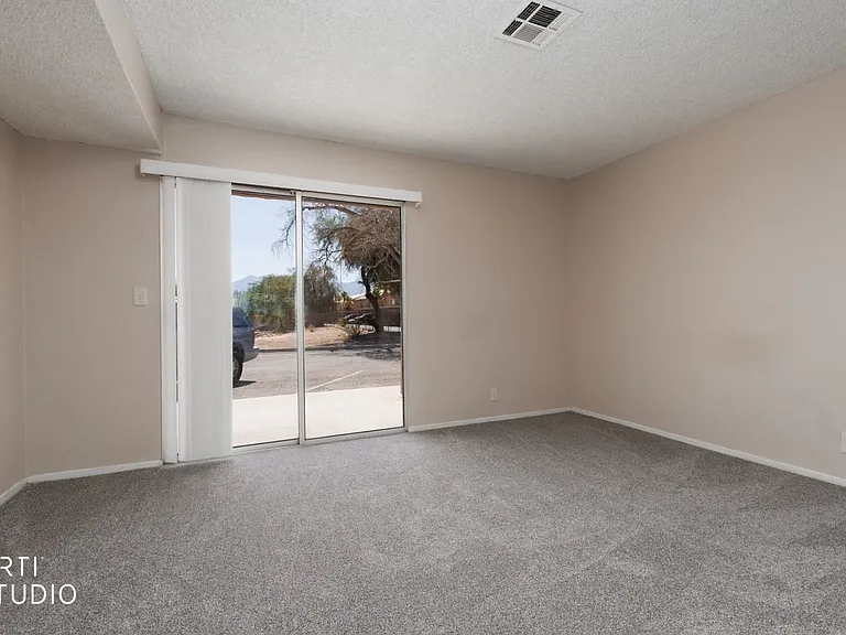 230 Riverside Rd #230 RIVERSIDE ROAD - — Photo 10