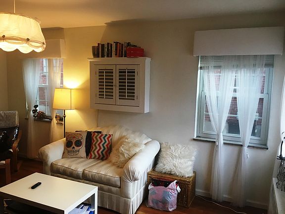 4th image of 3622 Paxton Ave APT 2