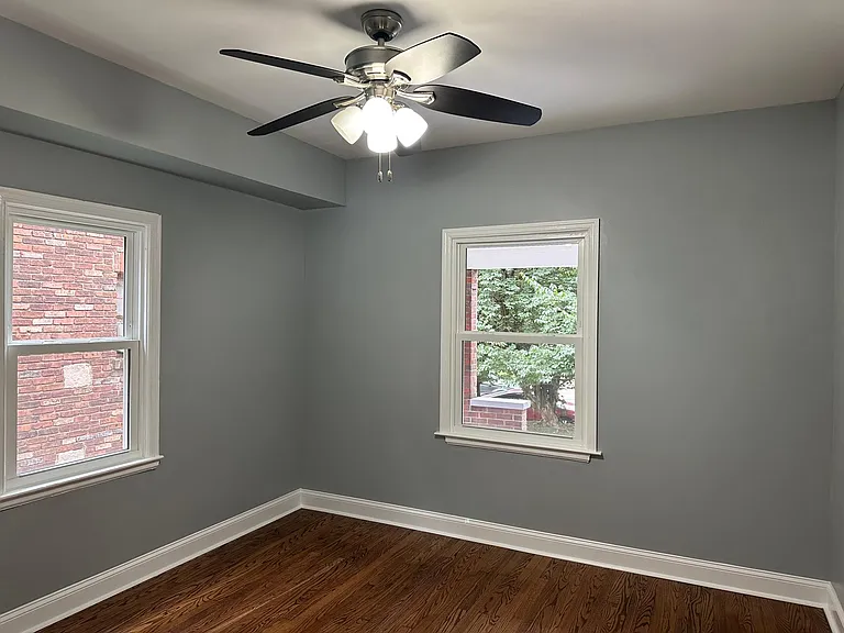 357 Hillcrest Ave — Photo 7