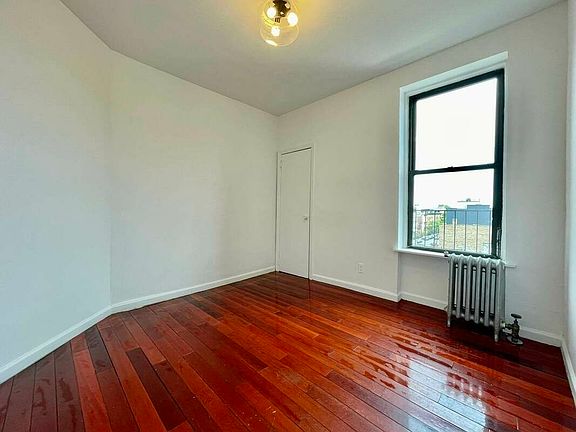5th image of 69 Putnam Ave #7