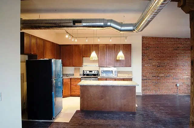 427 Pershing Ave — Photo 22