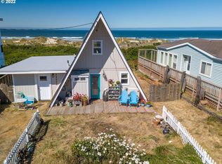 88252 Pond St, Florence, OR 97439