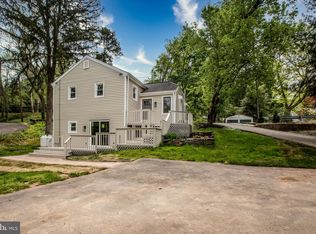 1 Jacobs Creek Rd, Ewing, NJ 08628
