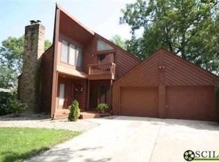 3565 Ashwood Ct, Columbus, IN 47203