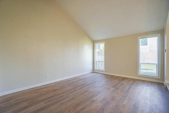 816 SE Olympia Dr — Photo 15