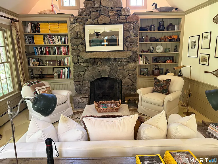 127 Church Hill Rd — Photo 4