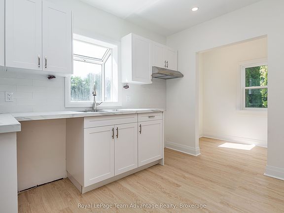 5th image of 9 Houden St