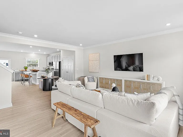 19 Elmiraj Ct — Photo 8