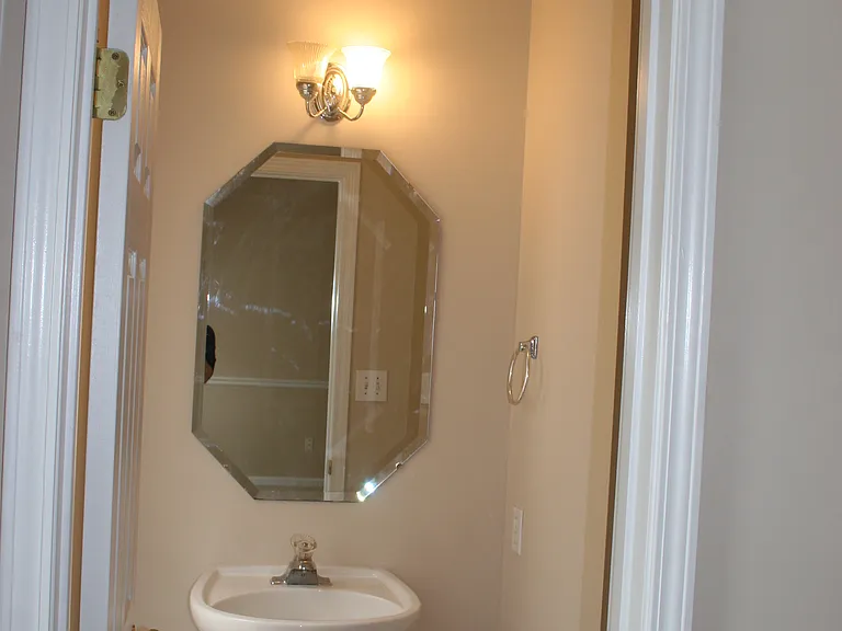 122 Devon Forest Dr — Photo 18