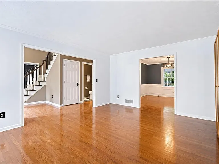 320 Derby Ridge Trce — Photo 17