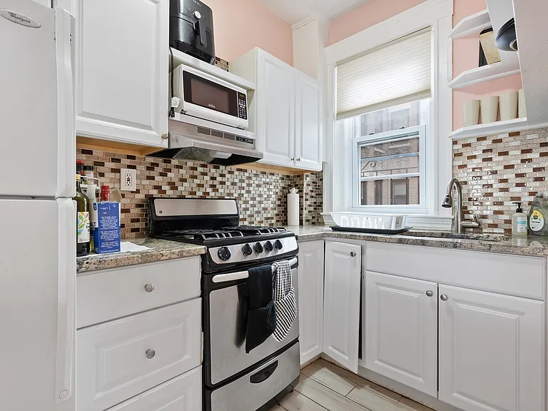 1568 Commonwealth Ave #8 — Photo 11