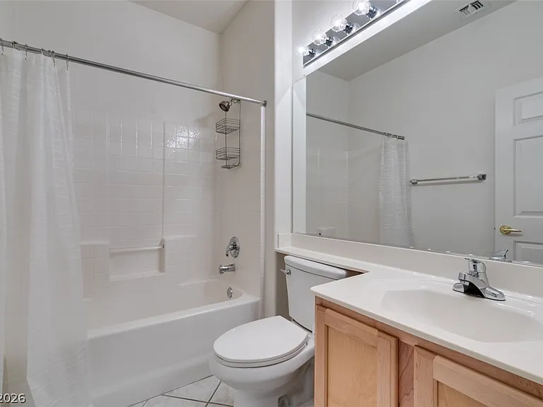 1864 High Mesa Dr — Photo 16