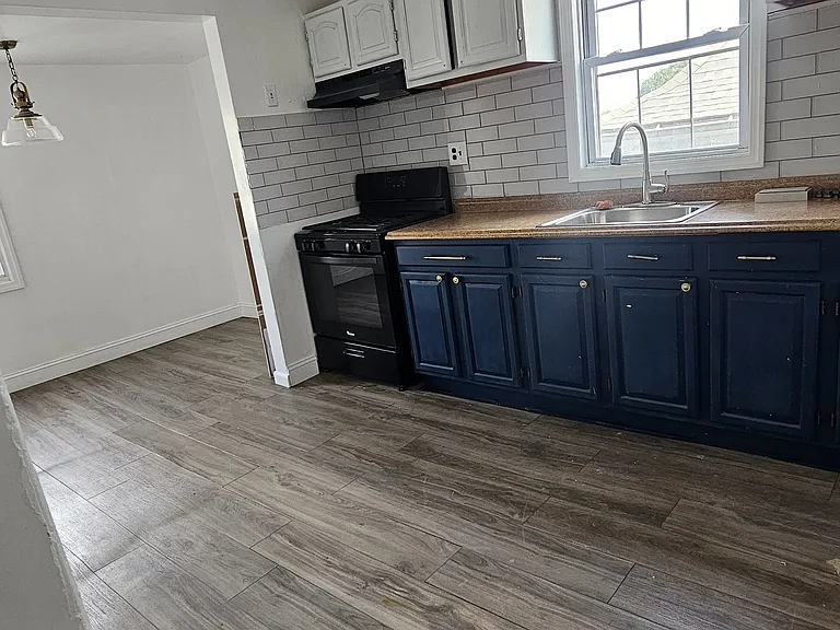 199 Grafton Ave #2 — Photo 9